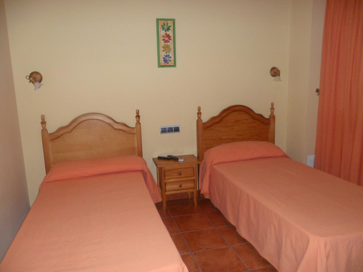 Hotel Rural La Encina Almaden Exterior photo